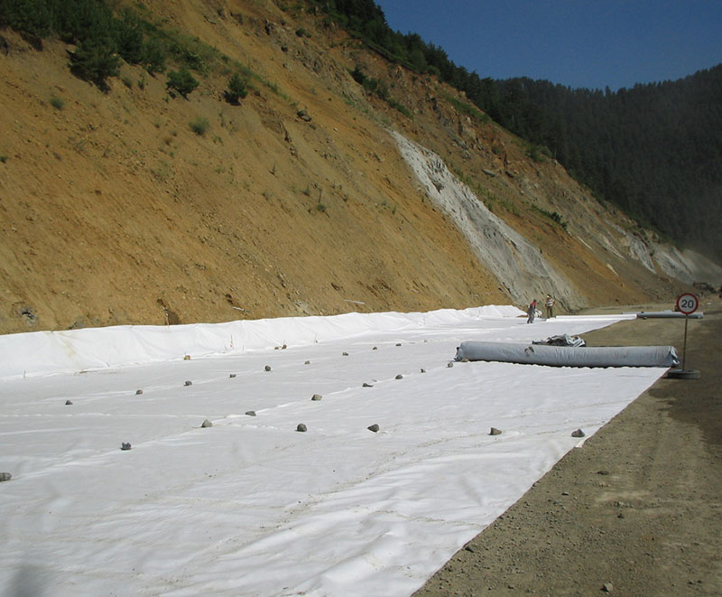 Needle Punched Hot Rolled PP Geotextile