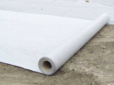 White geotextile made from polyester staple fibers