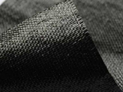 Антитравяной геотекстиль Антитравяной геотекстиль